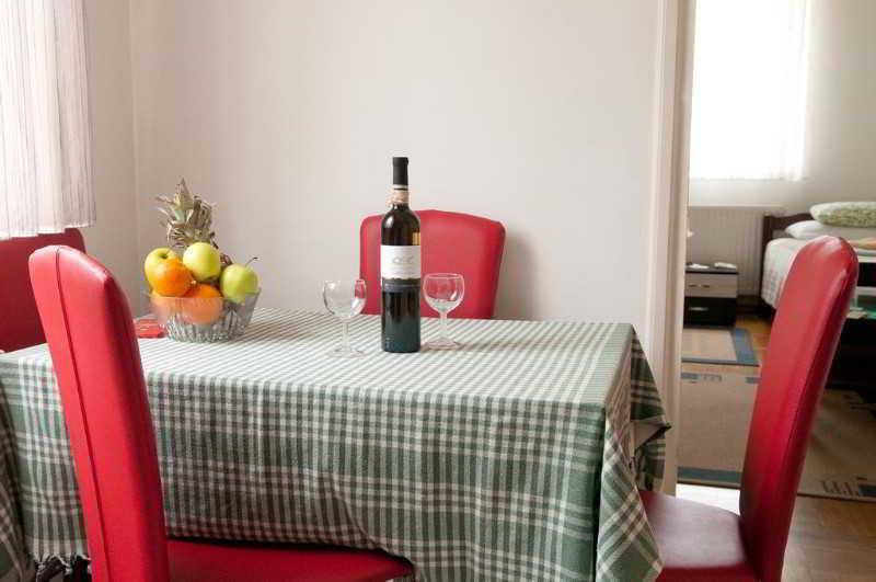 זאגרב Apartman Urbana Villa מראה חיצוני תמונה
